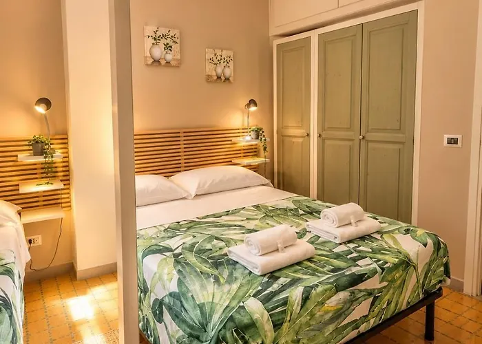 Max Guest house 2*